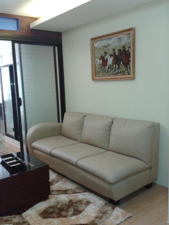The Oasis Davao Condotel Oda fotoğraf